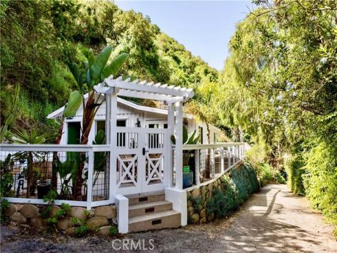 275 Woodland Drive