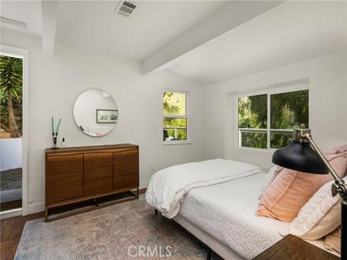 275 Woodland Drive, Laguna Beach, CA