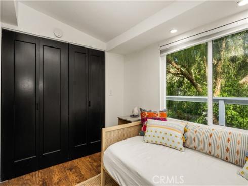 275 Woodland Drive, Laguna Beach, CA