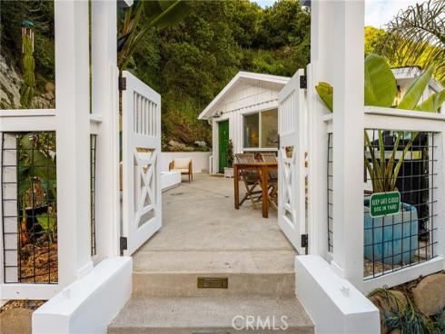 275 Woodland Drive, Laguna Beach, CA