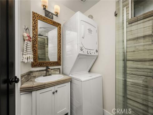 275 Woodland Drive, Laguna Beach, CA