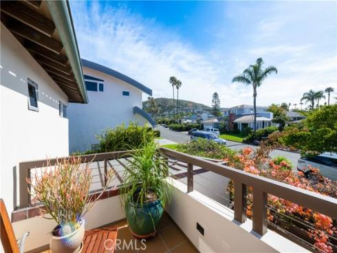 130  Mcknight  , Laguna Beach, CA