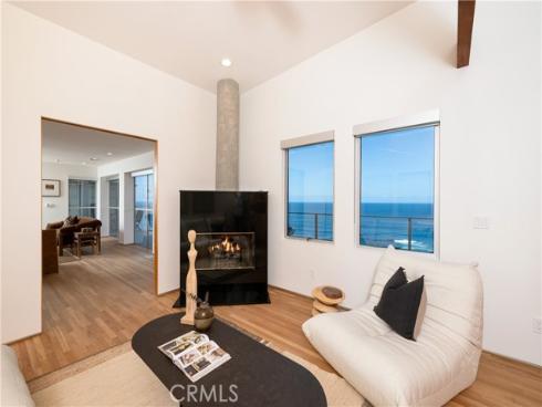 130  Mcknight  , Laguna Beach, CA