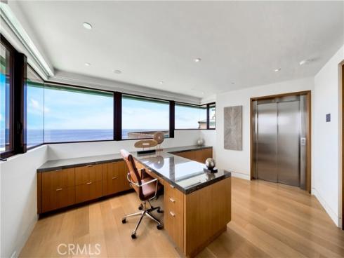 18 Lagunita Drive , Laguna Beach, CA