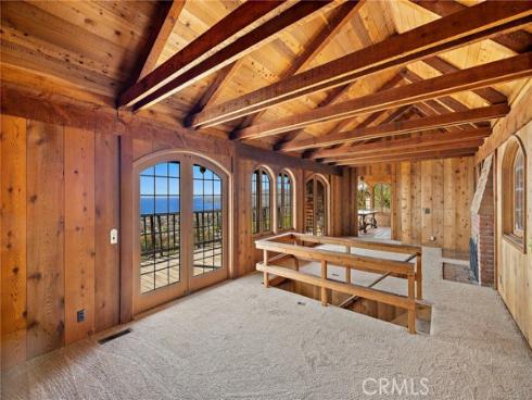2147 Crestview Drive, Laguna Beach, CA