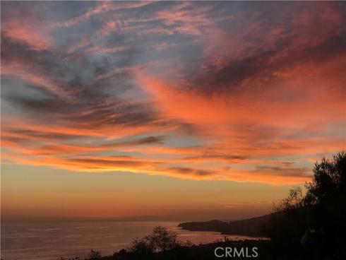 2147 Crestview Drive, Laguna Beach, CA