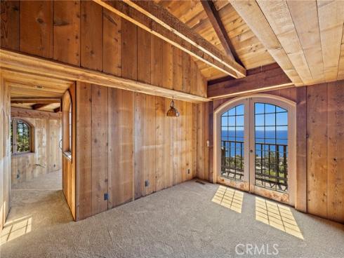 2147 Crestview , Laguna Beach, CA