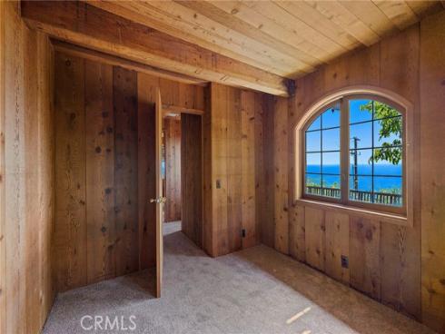 2147 Crestview , Laguna Beach, CA