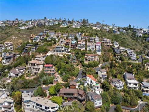 2147 Crestview , Laguna Beach, CA