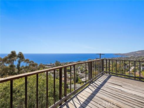 2147 Crestview , Laguna Beach, CA