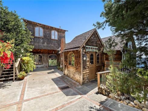 2147 Crestview , Laguna Beach, CA