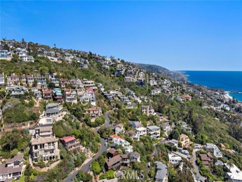 2147 Crestview , Laguna Beach, CA