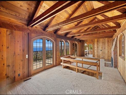2147 Crestview , Laguna Beach, CA