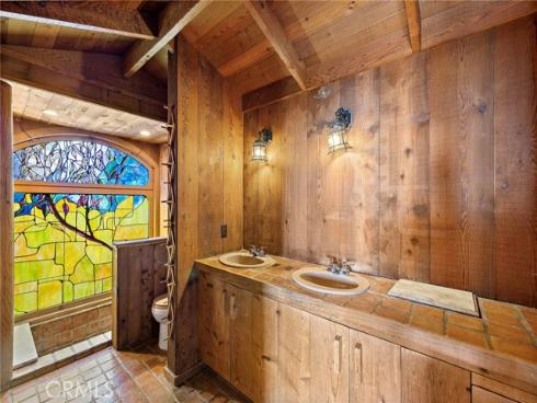 2147 Crestview , Laguna Beach, CA