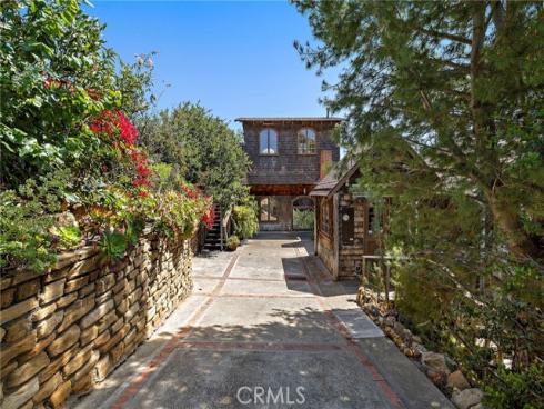2147 Crestview , Laguna Beach, CA