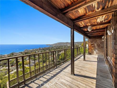 2147 Crestview , Laguna Beach, CA