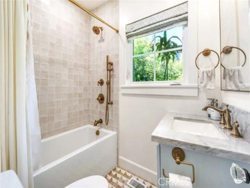 1445 Bluebird Canyon , Laguna Beach, CA