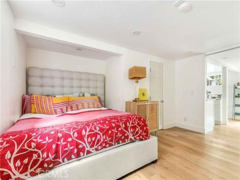 1553 Arroyo Drive , Laguna Beach, CA