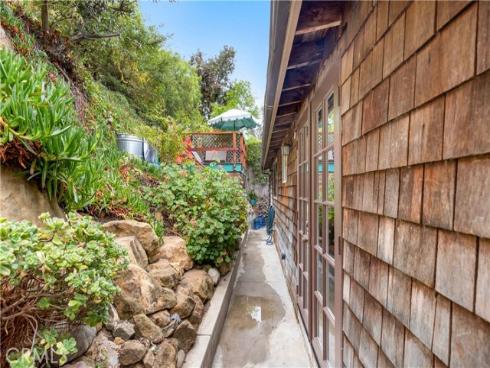 1553 Arroyo Drive , Laguna Beach, CA