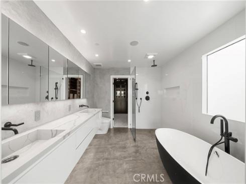 1147 Miramar St , Laguna Beach, CA