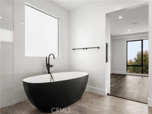 1147 Miramar St , Laguna Beach, CA