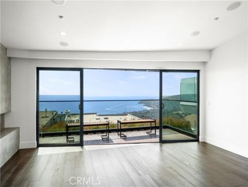 1147 Miramar St , Laguna Beach, CA