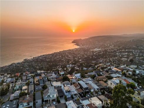 1147 Miramar St , Laguna Beach, CA