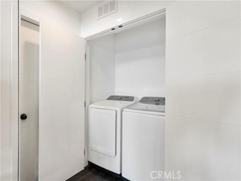 1147 Miramar St , Laguna Beach, CA