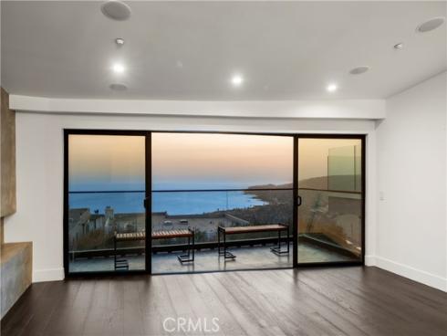 1147 Miramar St , Laguna Beach, CA