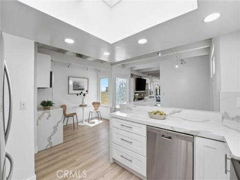 885  Tia Juana   St, Laguna Beach, CA