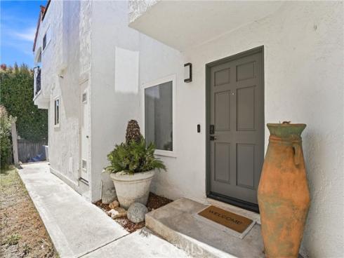 885  Tia Juana   St, Laguna Beach, CA