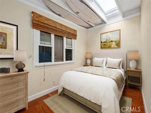 31886 Hillside , Laguna Beach, CA