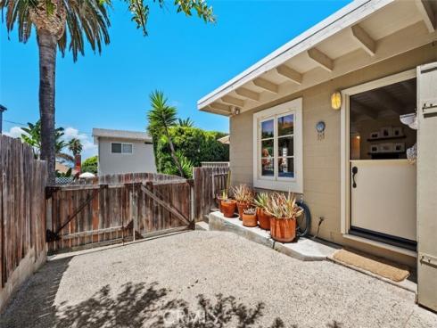 31886 Hillside , Laguna Beach, CA