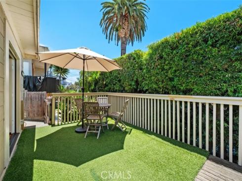 31886 Hillside , Laguna Beach, CA