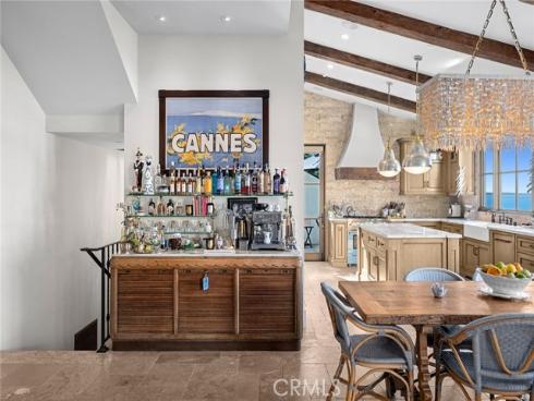 2100 Crestview Drive, Laguna Beach, CA