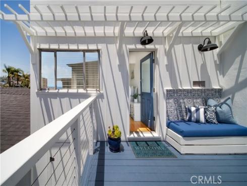 933 Coast View Drive , Laguna Beach, CA