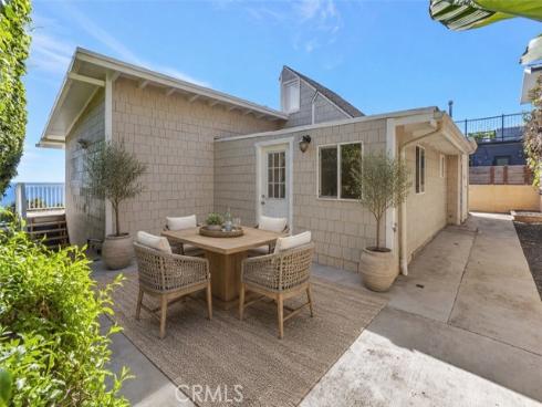 32122  Coast  , Laguna Beach, CA