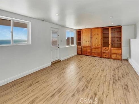 32122  Coast  , Laguna Beach, CA