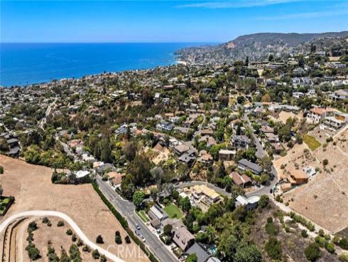 916 Bluebird Canyon Drive, Laguna Beach, CA