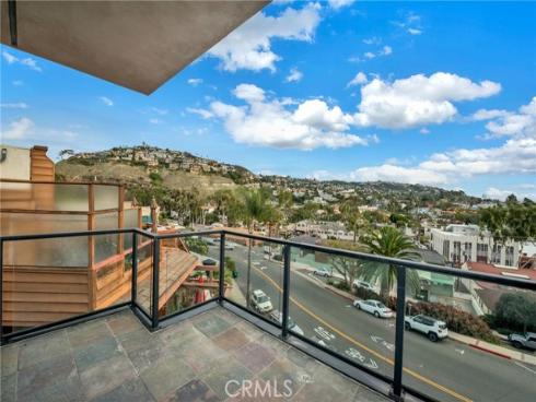 174  Cliff  B  Drive, Laguna Beach, CA