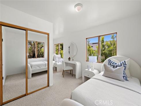 429  Aster  , Laguna Beach, CA