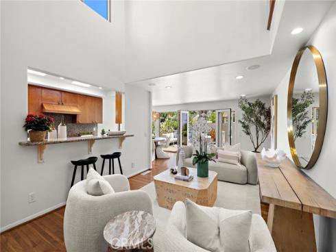 429  Aster  , Laguna Beach, CA