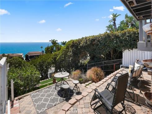 32082  Coast Hwy  , Laguna Beach, CA