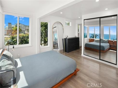 32082  Coast Hwy  , Laguna Beach, CA
