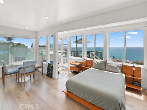 32082  Coast Hwy  , Laguna Beach, CA