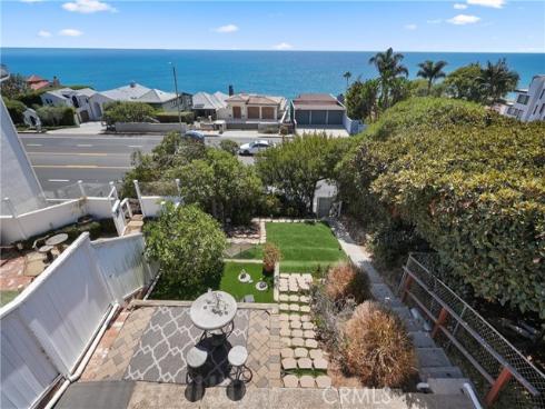 32082  Coast Hwy  , Laguna Beach, CA