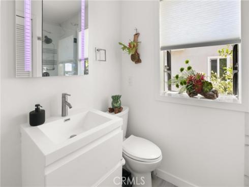 32082  Coast Hwy  , Laguna Beach, CA