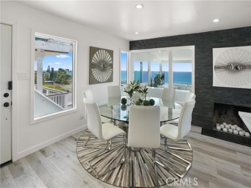 32082  Coast Hwy  , Laguna Beach, CA