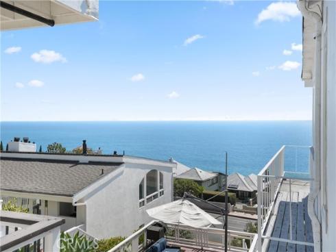 32082  Coast Hwy  , Laguna Beach, CA