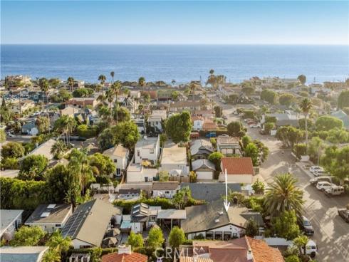 469  Oak  , Laguna Beach, CA